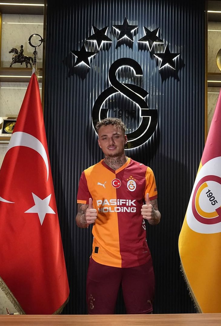 Dalle visite mediche ai primi saluti: i sorrisi di Noa Lang al Galatasaray – LE FOTO - immagine 7