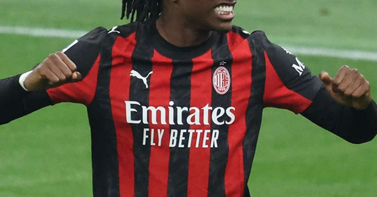 Leao, professione centravanti: Allegri ha cambiato il portoghese del Milan. Ma a gennaio … Leao, professione centravanti: Allegri ha cambiato il portoghese del Milan. Ma a gennaio …