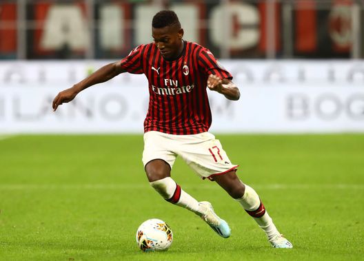 Il giovane numero 17. (Photo by Marco Luzzani/Getty Images) “Il Leao dimezzato”: cronistoria delle avventure del numero 10 del Milan- immagine 3
