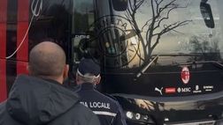 VIDEO, Milan-Parma: pullman rossonero arrivato a San Siro | PM News