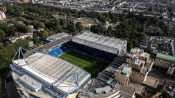 Premier League, paura allo Stamford Bridge: arrestato un tifoso con un fucile giocattolo