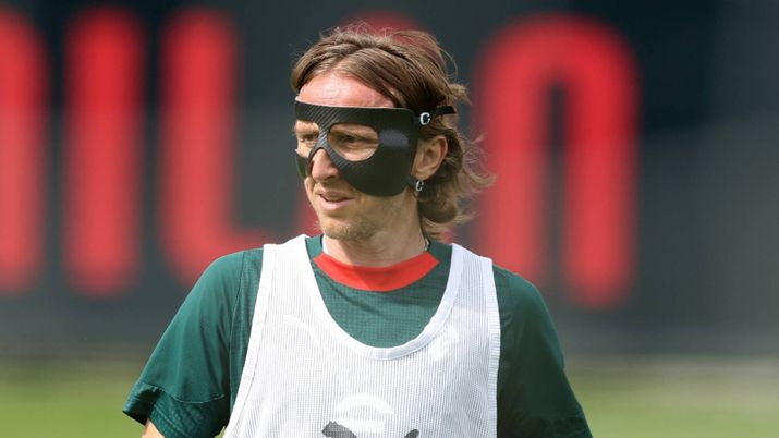 Luka Modric (centrocampista AC Milan), qui durante una seduta di allenamento con i rossoneri a Milanello | Milan News (Credits foto: Getty Images) Luka Modric, centrocampista AC Milan, qui durante una seduta di allenamento con i rossoneri a Milanello