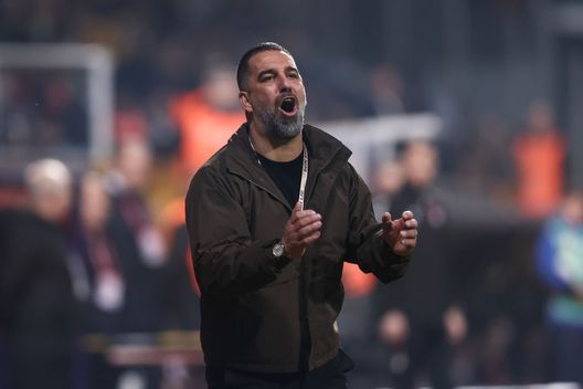 Arda Turan durante il match tra Eyupspor and Sivasspor del 31 gennaio 2025 giocato a Istanbul (Foto di Ahmad Mora/Getty Images) Arda Turan è il nuovo allenatore dello Shakhtar Donetsk- immagine 2