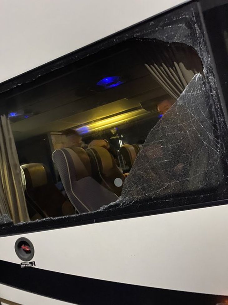 Derby Topper Anderlecht-Bruges, pari grigio: poi mattoni contro i pullman tifosi ospiti- immagine 2