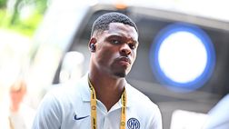 Inter, nessuno spiraglio per Dumfries per il derby: quando tornano lui e Mkhitaryan