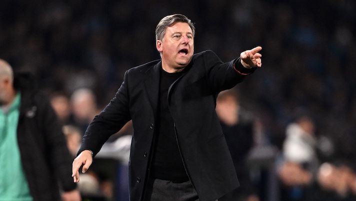 NAPLES, ITALY - FEBRUARY 09: Kosta Runjaic, Udinese head coach during the Serie A match between Napoli and Udinese at Stadio Diego Armando Maradona on February 09, 2025 in Naples, Italy. (Photo by Francesco Pecoraro/Getty Images) Runjaic: “Solet non ancora al suo livello, perché è uscito. È andata così con Lovric, Ekkelenkamp…” - immagine 1