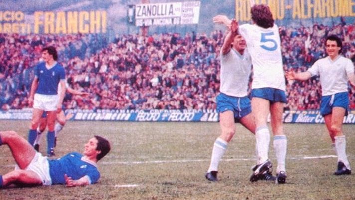 Como Napoli palo