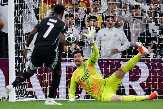 Real Madrid fuori, la rabbia di Courtois: “Arsenal superiore, dobbiamo accettarlo”- immagine 2