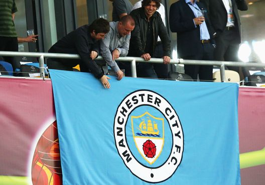 Noel Gallagher, Oasis, tifoso del Manchester City