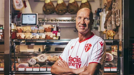 La maglia Home del Calcio Padova 2023/24 - immagine 3