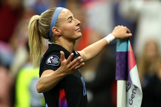 Ginevra, Svizzera - 22 luglio 2025: Chloe Kelly esulta dopo aver segnato contro l'Italia. (Foto di Eddie Keogh/Getty Images) Inghilterra-Spagna, dove vedere la finale dell’Europeo in tv e streaming live- immagine 2
