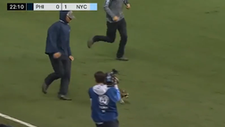 Incredibile in MLS, in campo c’è… un procione | VIDEO