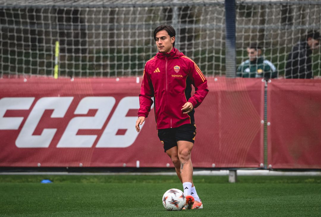 Trigoria, seduta sotto la pioggia in vista del Midtjylland – FOTO GALLERY - immagine 4