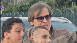 Oriali animo nobile, selfie con un tifoso azzurro disabile dopo l’allenamento