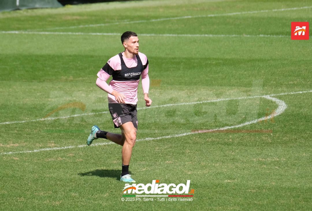 FOTO PALERMO, Davide Bettella si prepara al rientro in gruppo (GALLERY) - immagine 5