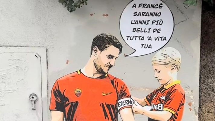 Totti ‘eterno’ sui muri di Roma: il nuovo murale di Drugi che racconta una vita Totti ‘eterno’ sui muri di Roma: il nuovo murale di Drugi che racconta una vita - immagine 1