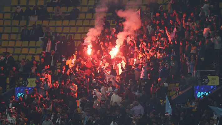FOTO Al-Awwal Park, spunta un clamoroso striscione: “Lazio m***a” - immagine 1