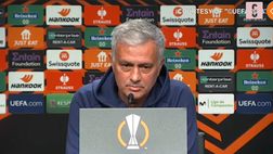 Sassuolo-Roma, Mourinho: “Ringrazio proprietà. Vittoria dedicata a Foti. Tifosi…”