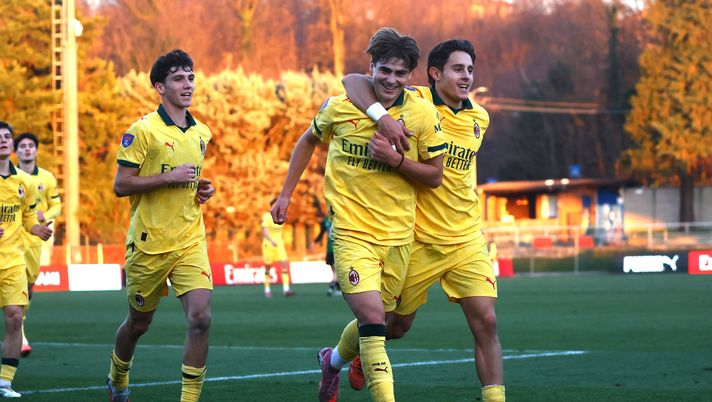 SOLBIATE ARNO, ITALY - DECEMBER 14: Emanuele Borsani of Milan Futuro celebrates after scoring his team's third goal during the Serie D match between Milan Futuro and Castellanzese at Stadio Felice Chinetti on December 14, 2025 in Solbiate Arno, Italy. (Photo by Maurizio Lagana - AC Milan/AC Milan via Getty Images) Il Milan Futuro batte la Castellanzese: seconda vittoria di fila e… - immagine 1