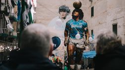 Il Chelsea si gode la bellezza di Napoli: scatti in giro per la città – LA GALLERY