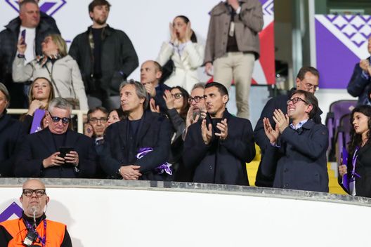 L’Inter festeggia a San Siro: presente anche il dirigente viola Burdisso- immagine 2