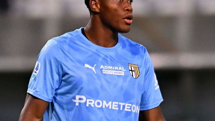 Suzuki e Maignan, destini incrociati: quale portiere per il Milan? Tutti gli scenari