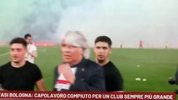 Zazzaroni beccato in campo a festeggiare con il Bologna la Coppa Italia