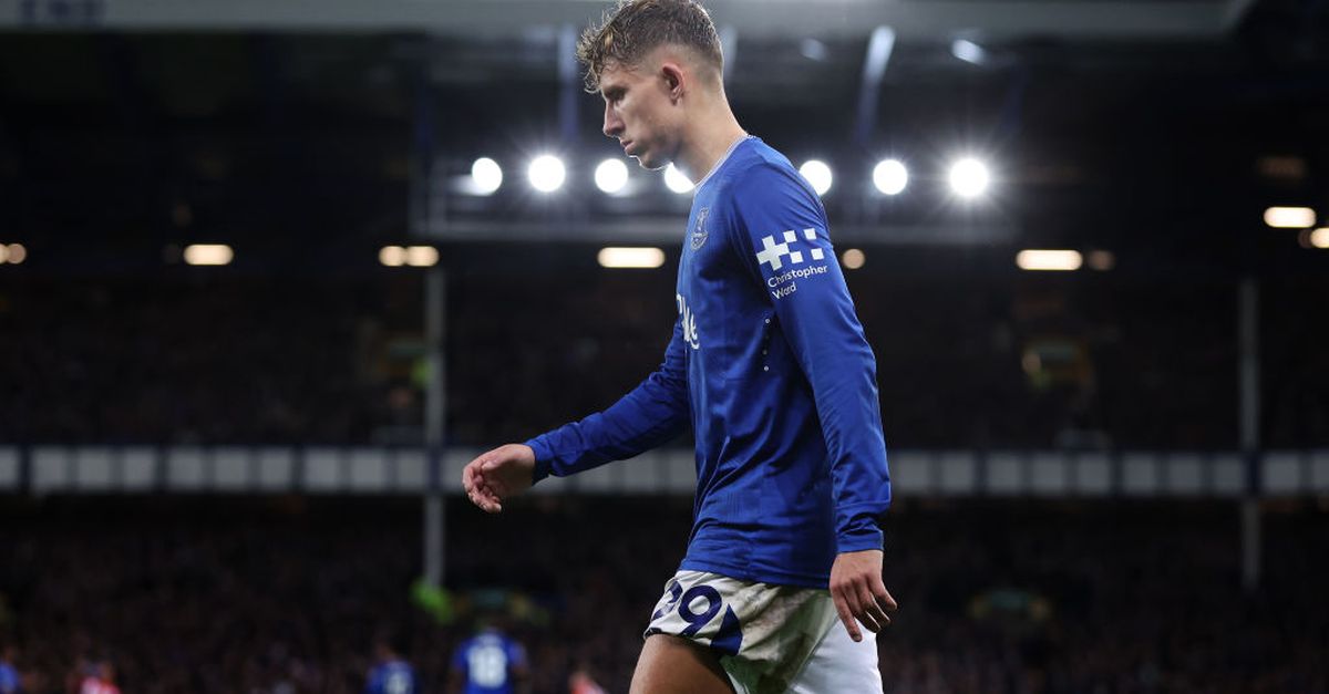 Lindstrøm torna al Napoli: l'Everton non esercita il diritto di riscatto