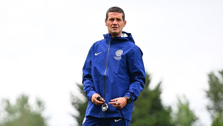 Inter, Chivu cambia: si va verso il 3-4-2-1. Spazio a Zalewski e Luis Henrique: le novità - immagine 1