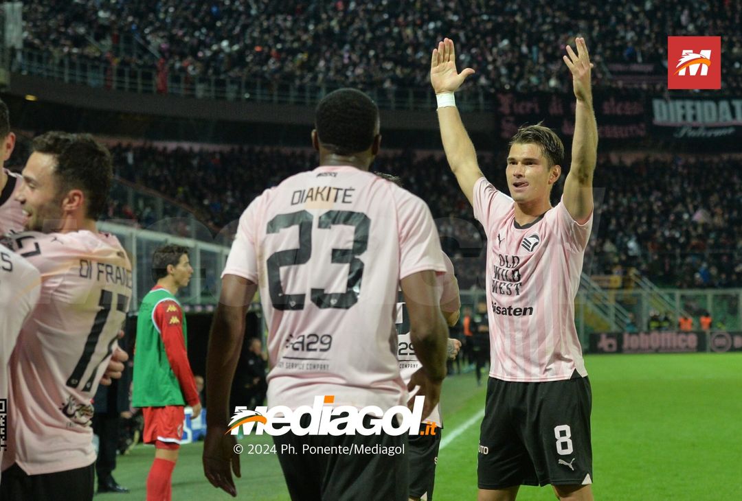 FOTO Palermo-Bari 3-0, 23ª giornata Serie B 2023-2024 (GALLERY) - immagine 57
