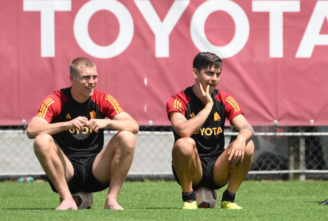 Trigoria, l’allenamento in vista del Bayer: tornano Lukaku e Smalling – FOTO GALLERY - immagine 4