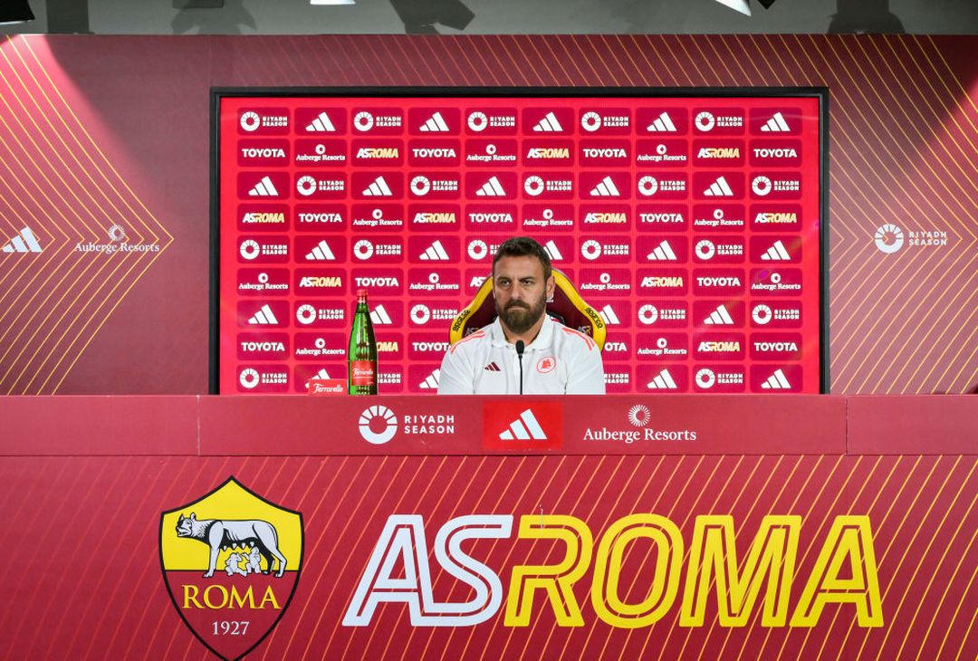 De Rossi in conferenza stampa alla vigilia del Genoa – FOTO GALLERY - immagine 11