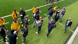 VIDEO VN – L’arrivo dei viola all’allenamento a porte aperte del Viola Park