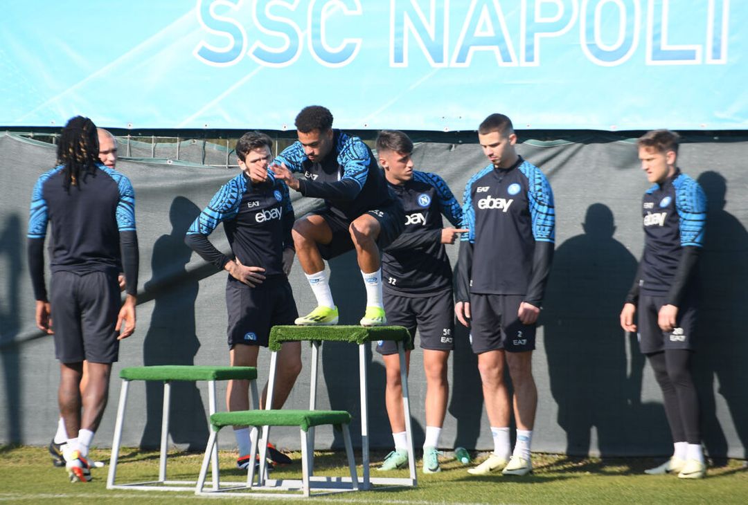 Gli azzurri preparano il match di domenica al Maradona contro il Verona