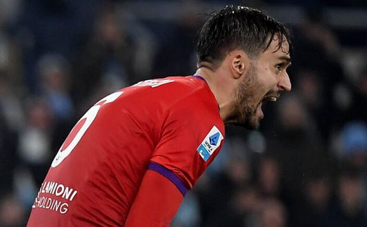 ROME, ITALY - JANUARY 26: Firentina players celebrate a victory after the Serie match between Lazio and Fiorentina at Stadio Olimpico on January 26, 2025 in Rome, Italy. (Photo by Marco Rosi - SS Lazio/Getty Images) Ranieri