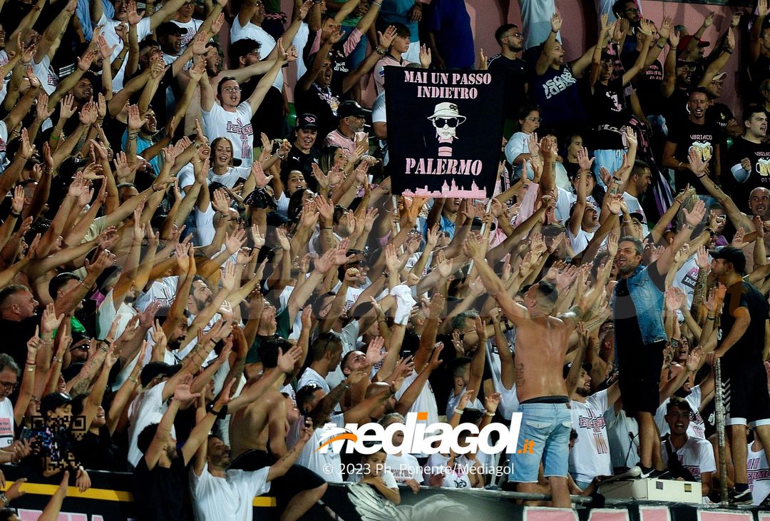 FOTO Palermo-Feralpisalò 3-0, 4ª giornata Serie B 2023-2024 (GALLERY) - immagine 70