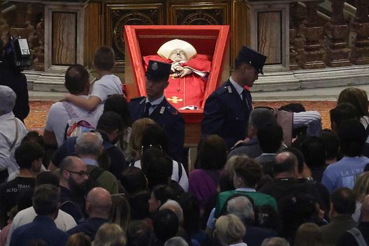 Getty Images Papa Francesco, una delegazione dell’Italia a San Pietro per l’ultimo saluto- immagine 2