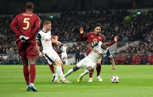 La Roma rialza la testa: con il Tottenham finisce 2-2. Hummels croce e delizia- immagine 2