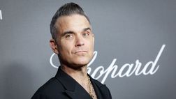Robbie Williams a Napoli: “Congratulazioni agli azzurri per il primato in campionato”