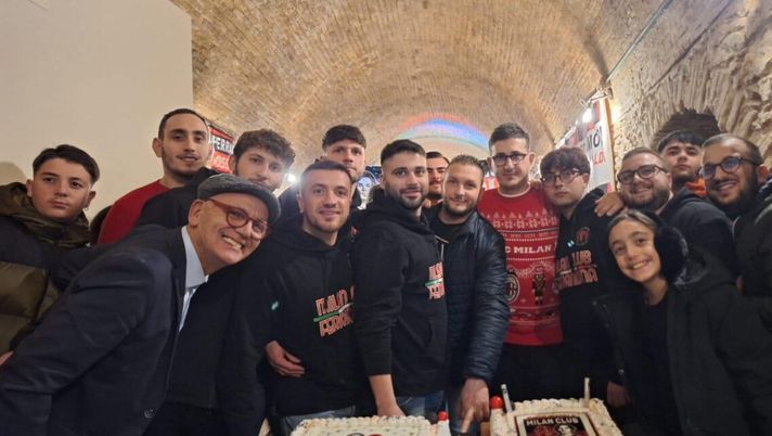 Striscioni Milan club al contrario: Milan-Cagliari, clima di protesta - immagine 1