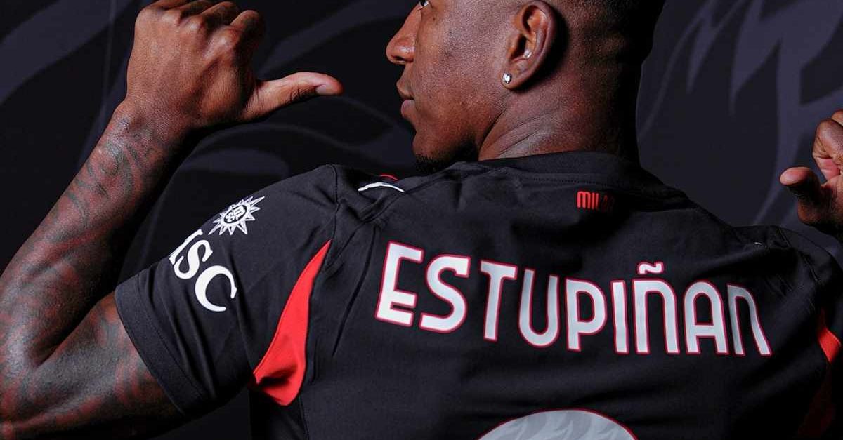Milan, Estupiñán in hotel a Hong Kong: il saluto ad Allegri e compagni