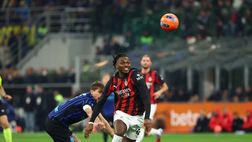 Episodio molto dubbio tra Acerbi e Leao sul finire di tempo: il centrale ha tirato i capelli a Rafa in area