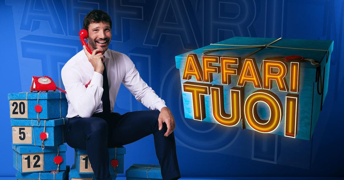 berlusconi affari tuoi giochino vicino all8217azzardo de martino amadeus e cattelan8230