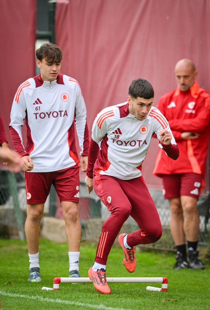 Trigoria, l’allenamento del mercoledì mattina – FOTO GALLERY - immagine 39