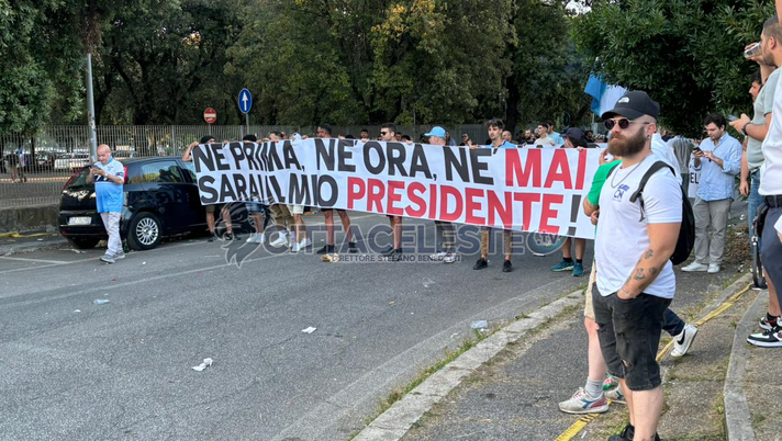 Striscione tifosi