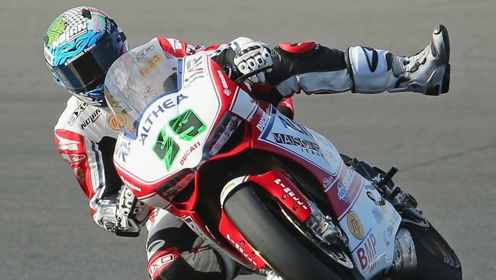 La bellissima modella ceca Anet Mlčáková infiamma i social: lato B da urlo - immagine 1