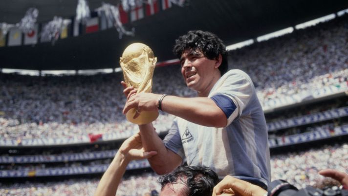 Roberto Cejas non c’è più: l’Argentina piange il tifoso che sollevò al cielo Maradona- immagine 2