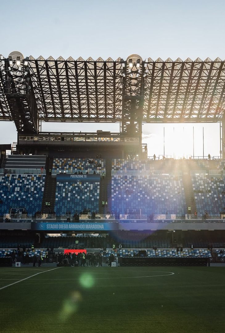 GALLERY Napoli-Milan, luci al Maradona: “Il campo si trasforma in oro al tramonto” - immagine 3