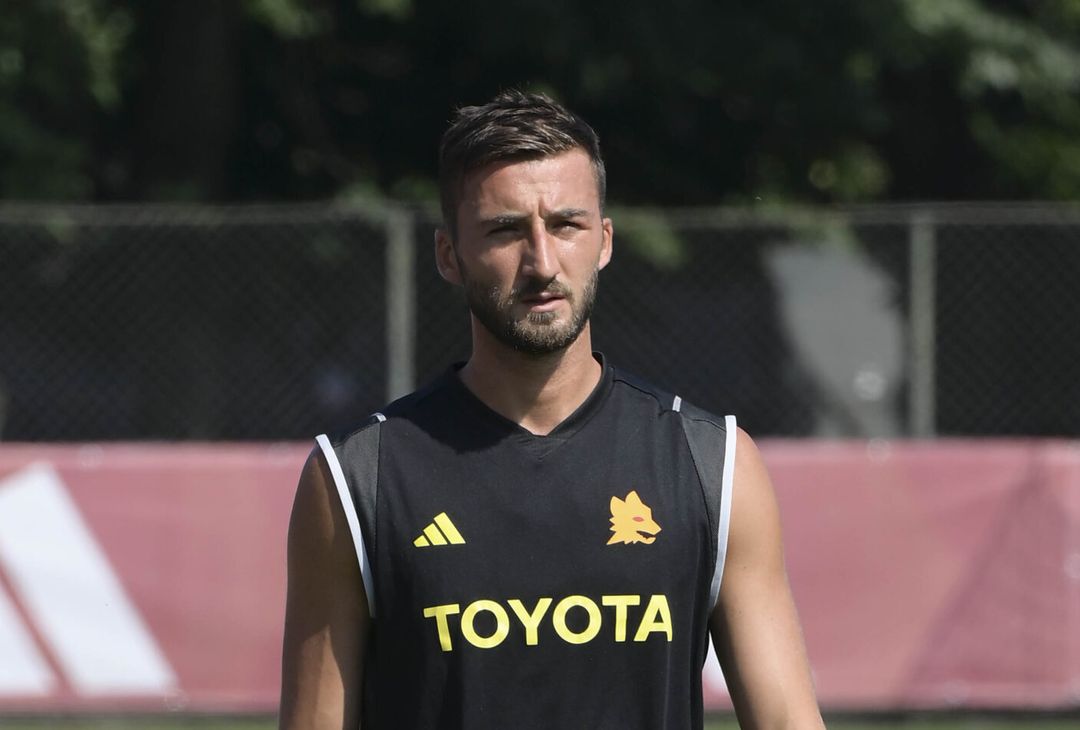 Roma, la squadra si allena a Trigoria. Presenti Paredes e Sanches – FOTO GALLERY - immagine 39