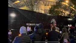 VIDEO – Milan-Frosinone, pullman rossonero a ‘San Siro’ | PM News